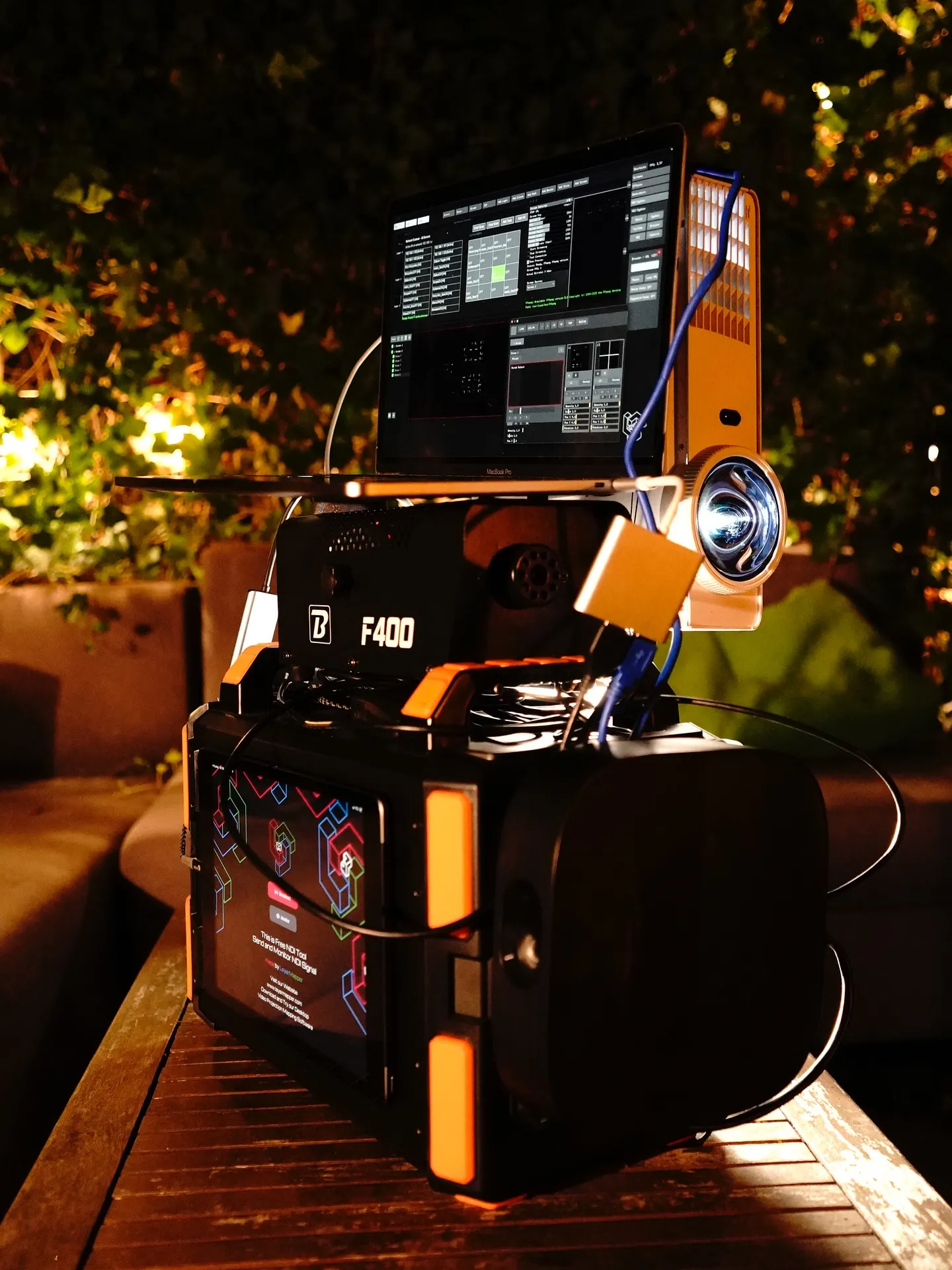 A battery-powered projector and a phone – a complete mapping setup that fits in a backpack.